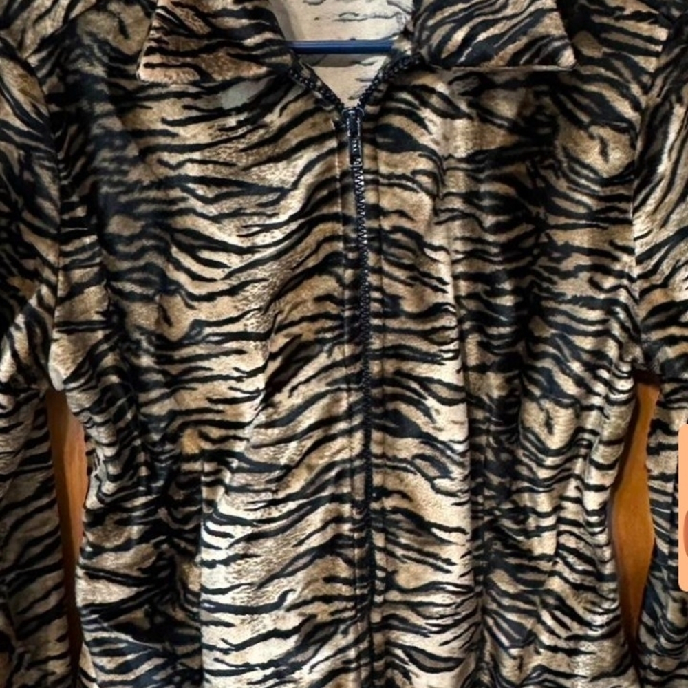 Selene Sport Women Jacket Animal Print Zip Up Jacket Size Small